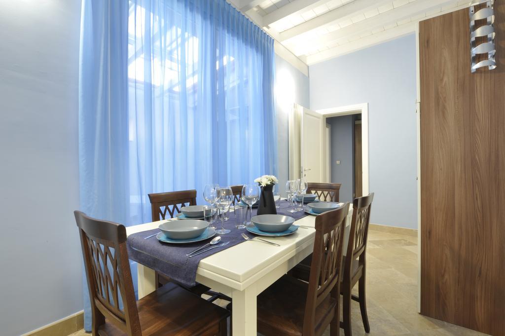 מלון לצ'ה Palazzo Massari מראה חיצוני תמונה